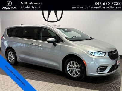 Used 2023 Chrysler Pacifica Touring-L