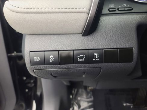 Used 2023 Toyota Camry LE image 25