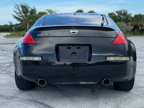 Used 2006 Nissan 350Z Enthusiast w/ (K96) Aerodynamics Pkg RWD image 6