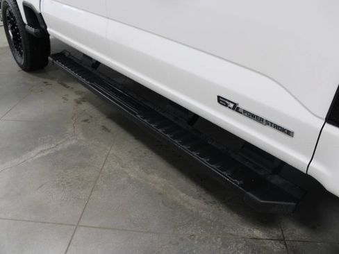 Used 2025 Ford F250 Lariat w/ Black Appearance Package AWD/4WD image 14