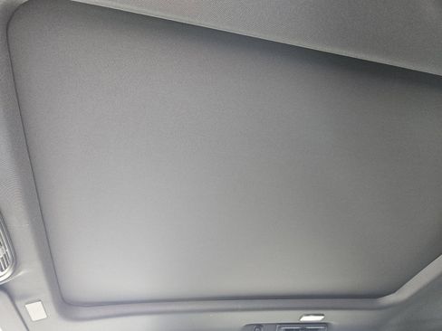 New 2026 Chevrolet Suburban High Country AWD/4WD image 18