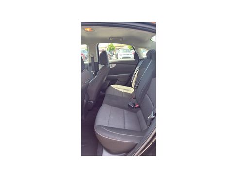 Used 2024 Kia Forte LXS FWD image 10