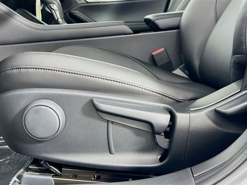 New 2026 MAZDA MAZDA3 s Sport image 4