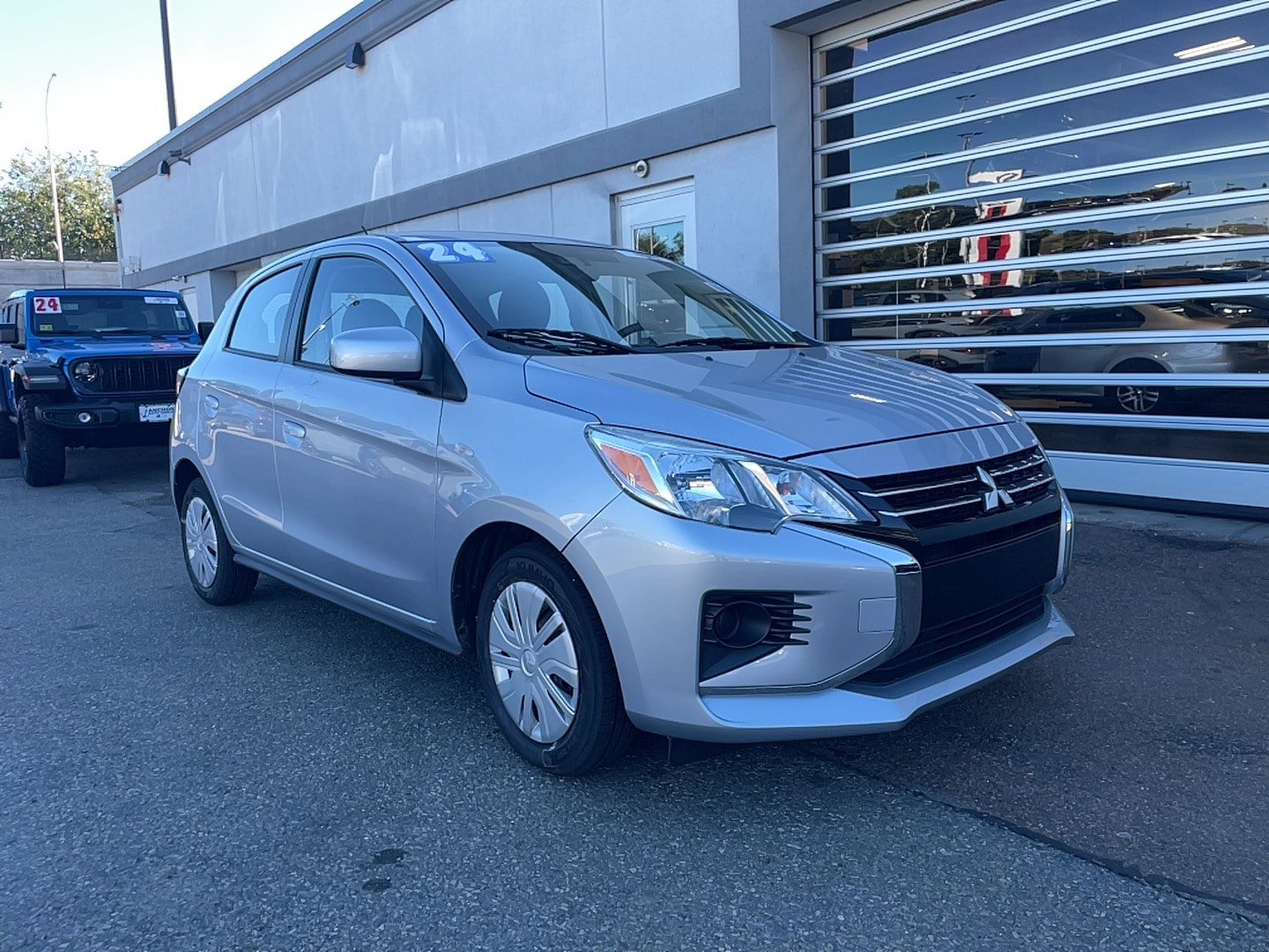 Used 2024 Mitsubishi Mirage ES FWD image 3