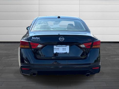 Used 2024 Nissan Altima 2.5 SR FWD image 5