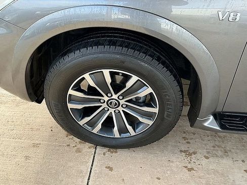Used 2020 Nissan Armada SL w/ Premium Package image 9