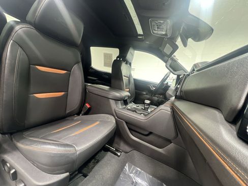 Used 2023 GMC Sierra 1500 AT4 w/ AT4 Premium Package image 25