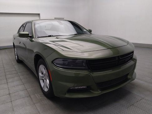 Used 2022 Dodge Charger SXT w/ Driver Convenience Group RWD image 13