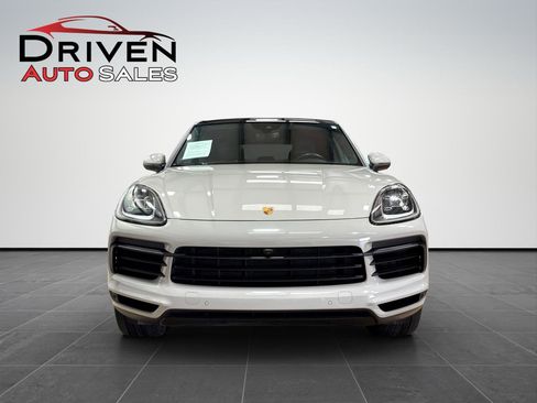 Used 2022 Porsche Cayenne Coupe AWD/4WD image 8
