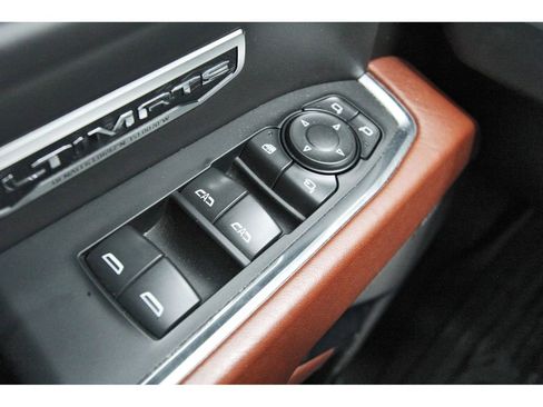 Used 2024 GMC Sierra 1500 Denali Ultimate AWD/4WD image 14
