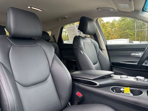 Used 2025 Genesis GV70 2.5T image 22