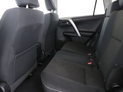 Used 2016 Toyota RAV4 XLE AWD/4WD image 23