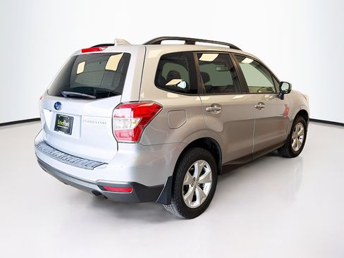 Used 2016 Subaru Forester 2.5i Premium w/ All-Weather Package AWD/4WD image 9