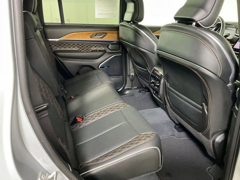 Used 2023 Jeep Grand Cherokee Summit AWD/4WD image 24