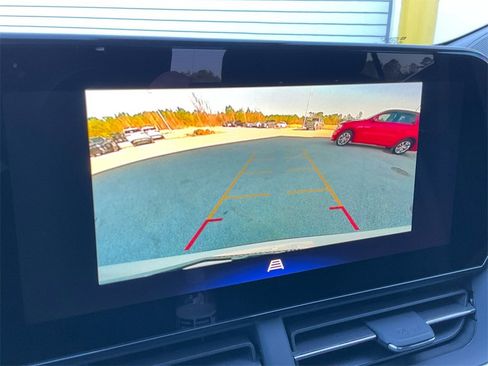 New 2026 Chevrolet Trax ACTIV w/ Sunroof Package image 22