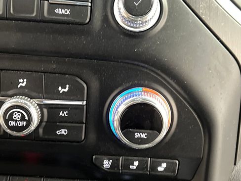 Used 2021 GMC Sierra 1500 AT4 w/ AT4 Value Package AWD/4WD image 48