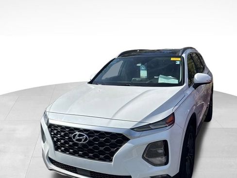 Used 2019 Hyundai Santa Fe FWD image 2