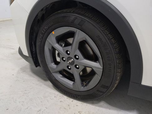 Used 2025 Kia K4 FWD image 31
