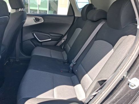 Used 2020 Kia Soul LX FWD image 20