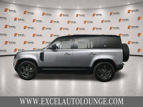 Used 2023 Land Rover Defender 110 X-Dynamic SE AWD/4WD image 2