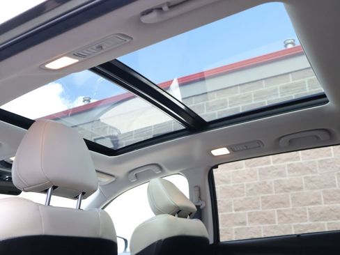 Used 2024 Subaru Ascent Limited w/ Technology Package image 40