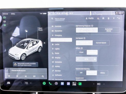 Used 2021 Tesla Model Y 2WD image 23