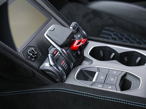 Used 2023 Lamborghini Urus Performante image 37