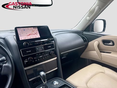 Used 2024 Nissan Armada SV RWD image 32