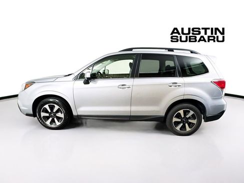 Used 2017 Subaru Forester 2.5i Limited image 4