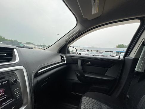 Used 2015 GMC Acadia SLE AWD/4WD image 17