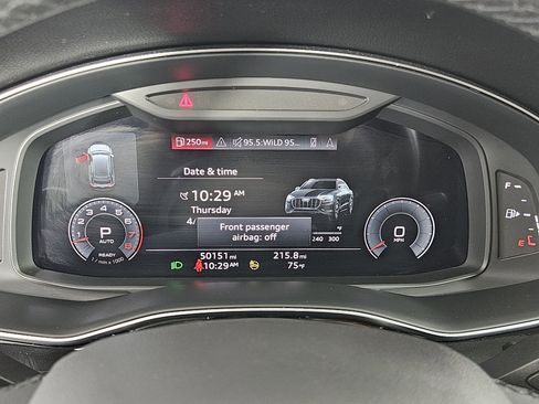 Certified 2022 Audi Q8 Premium Plus AWD/4WD image 20