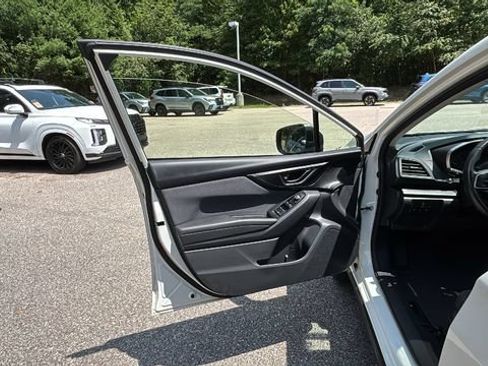 Certified 2023 Subaru Crosstrek 2.0i Premium AWD/4WD image 33