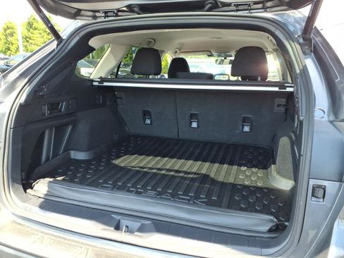 Certified 2025 Subaru Outback Premium AWD/4WD image 14