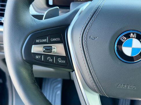 New 2026 BMW X5 xDrive50e w/ Climate Comfort Package image 38