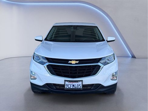 Used 2019 Chevrolet Equinox LT FWD image 2