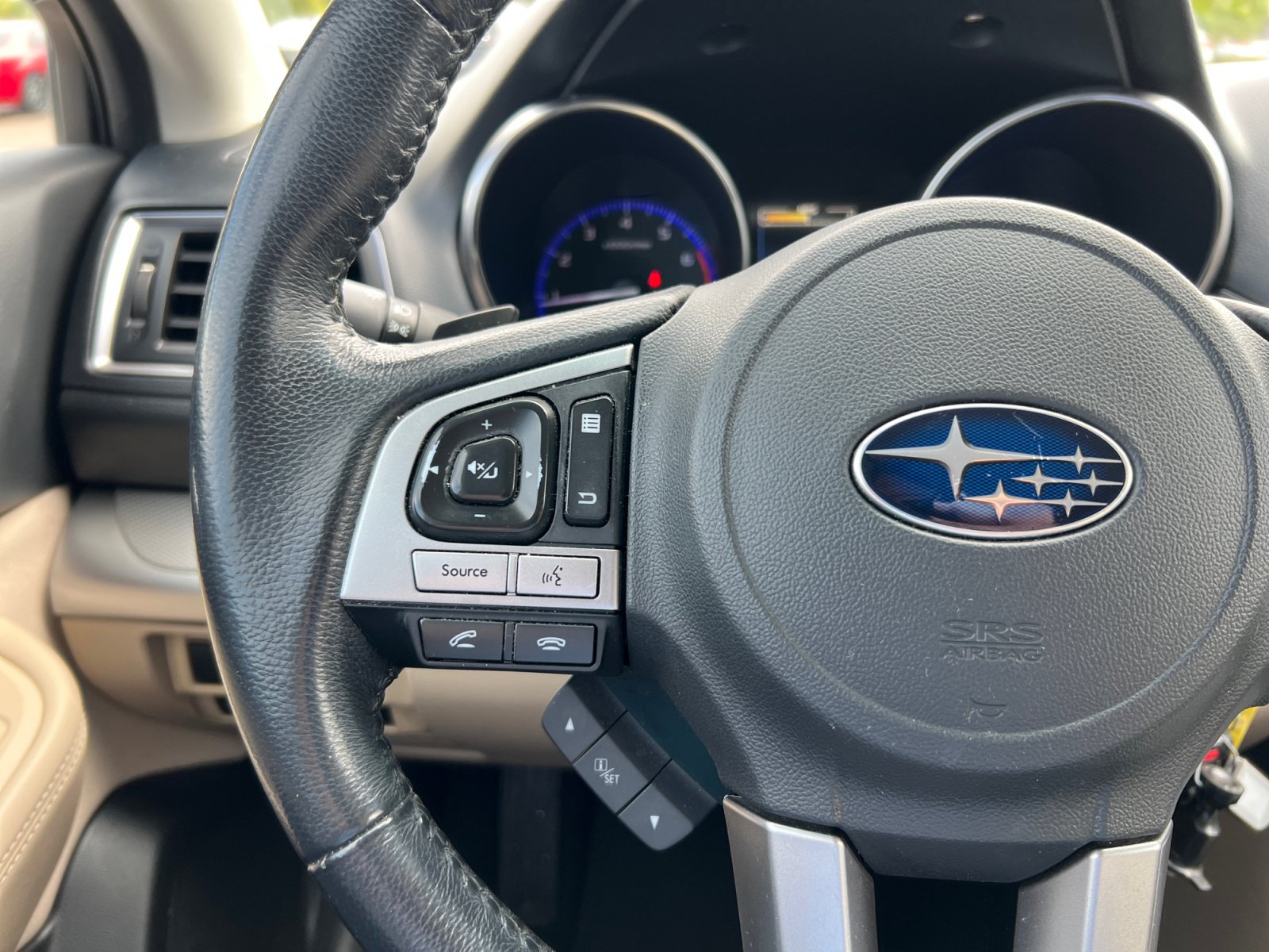 Used 2017 Subaru Outback 2.5i Premium w/ Popular Package #1 AWD/4WD image 29