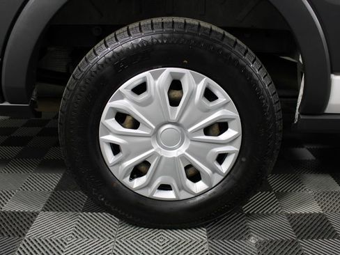 Used 2016 Ford Transit 350 XLT image 9