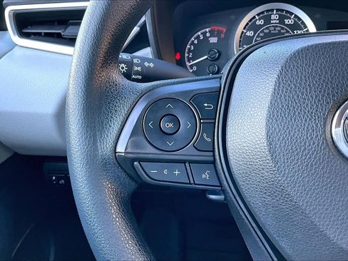 Certified 2022 Toyota Corolla LE image 23