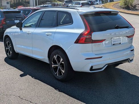Used 2026 Volvo XC60 B5 Core AWD/4WD image 7
