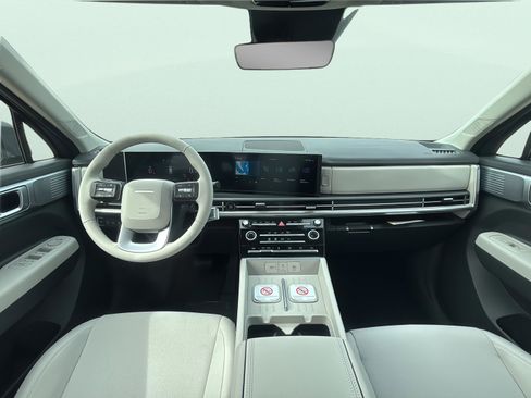 New 2026 Hyundai Santa Fe SE FWD image 9