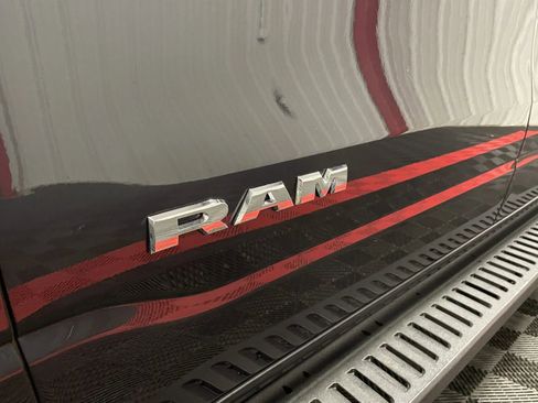 Used 2019 RAM 1500 Laramie image 12