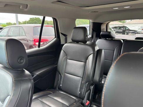 Used 2018 Chevrolet Traverse Premier w/ Redline Edition FWD image 11