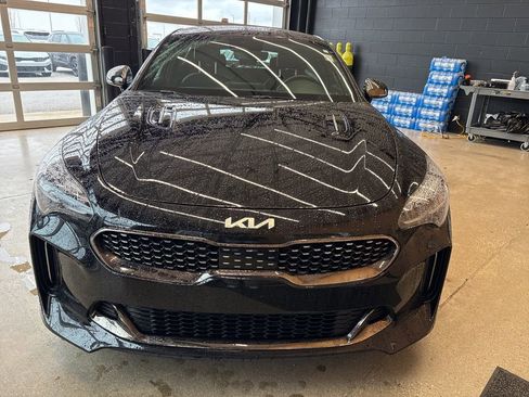 Certified 2023 Kia Stinger GT-Line image 4