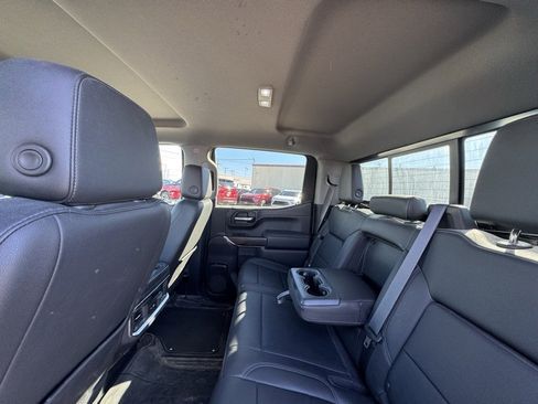 Used 2022 GMC Sierra 1500 SLT image 2