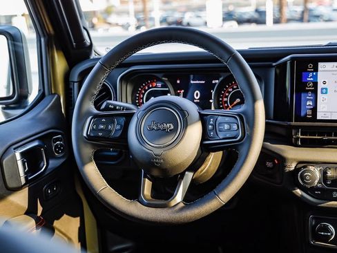 New 2026 Jeep Gladiator Rubicon AWD/4WD image 18