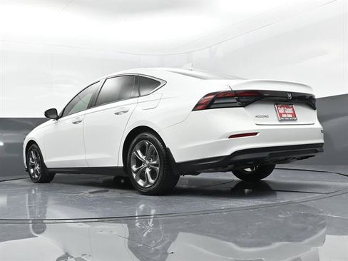 Used 2024 Honda Accord EX image 32
