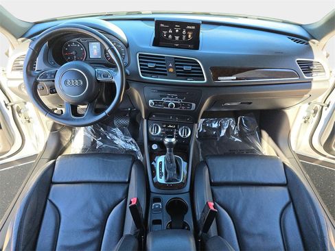 Used 2015 Audi Q3 2.0T Prestige image 10
