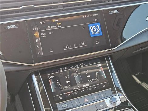 Used 2023 Audi Q7 2.0T Premium w/ Convenience Package AWD/4WD image 16
