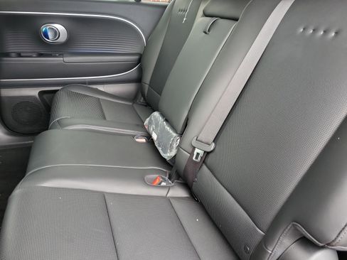 New 2026 Hyundai Ioniq 9 SEL image 37