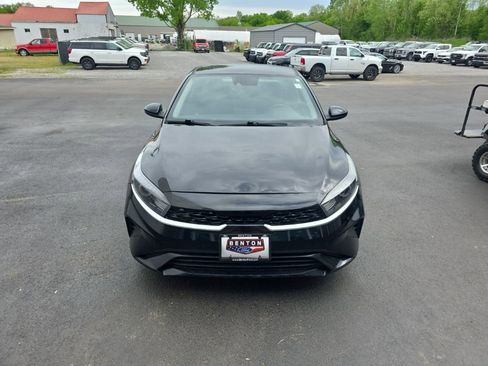 Used 2024 Kia Forte LXS FWD image 3